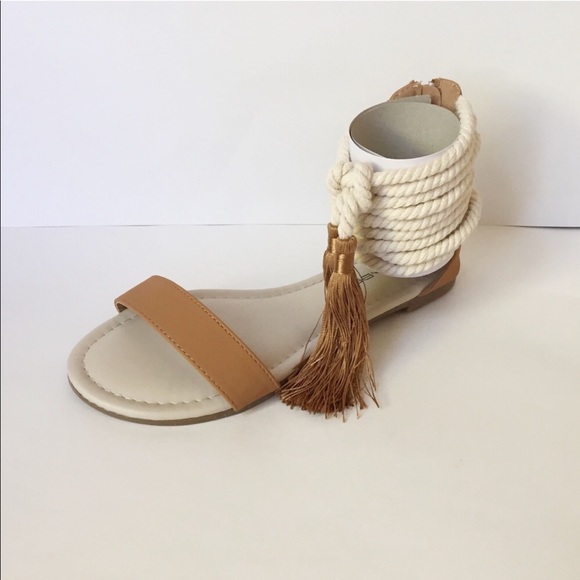 Boho Rope and Tassel Sandals - Picture 2 of 4
